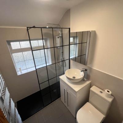 bath renovations in manchester by builders squad ltd