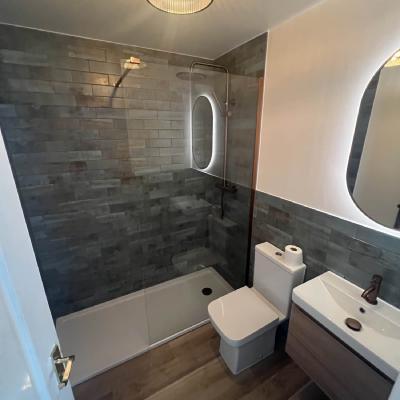 bathroom remodeling contractors near me