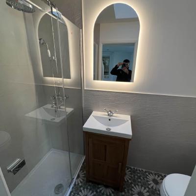 clean_bathroom_design_bathroom_renovated_in_Stockport