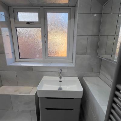 bathroom fitter near me Altrincham