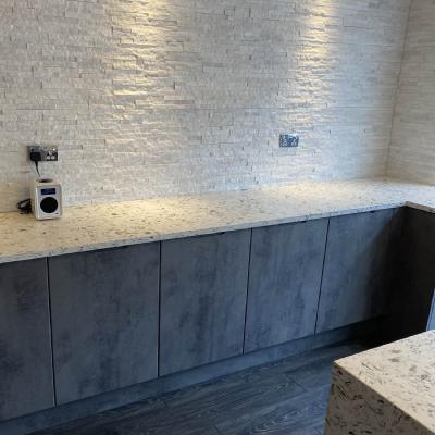kitchen countertop fitter