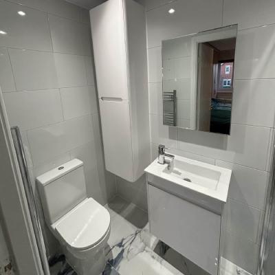 en-suite renovation worsley