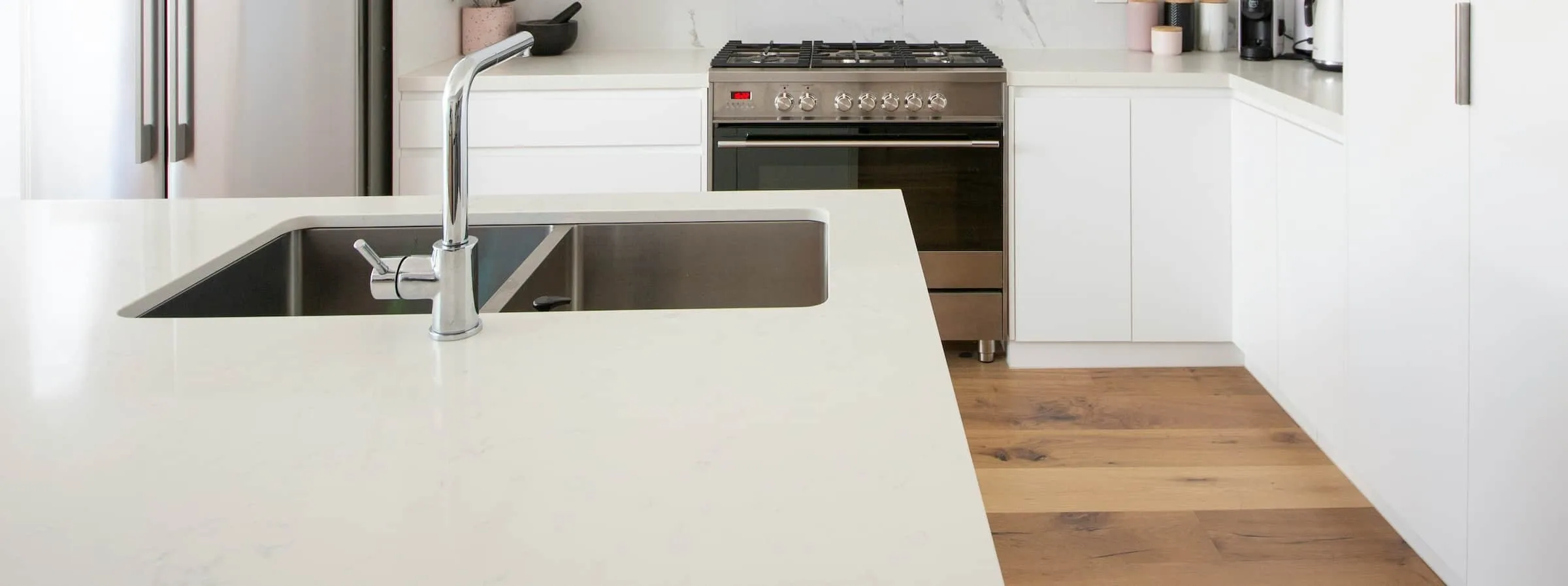 Quartz Worktop Fitting Services in Manchester